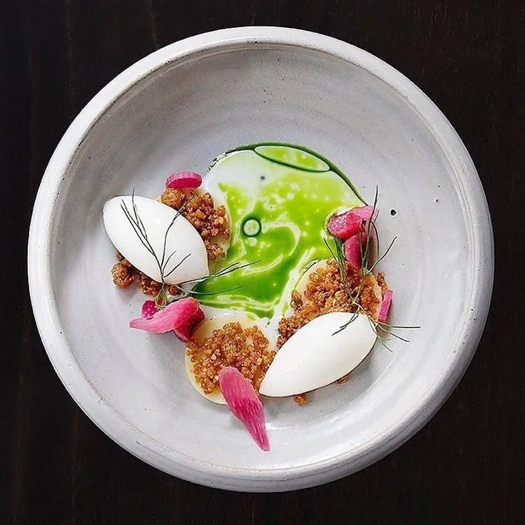37048f6e747e45ec749cfae80f1f6338--food-plating-plating-ideas.webp