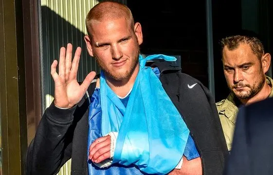 561x360_spencer-stone-heros-americains-attaque-thalys-sort-hopital-22-aout-2015.webp