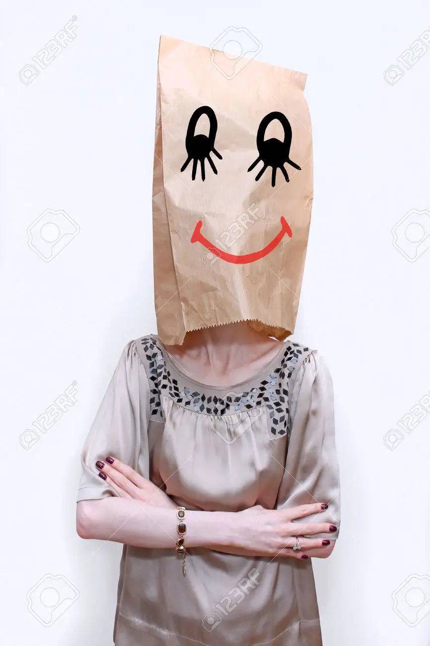 75333029-woman-with-paper-bag-over-her-head-with-smiley-face-drawing.webp