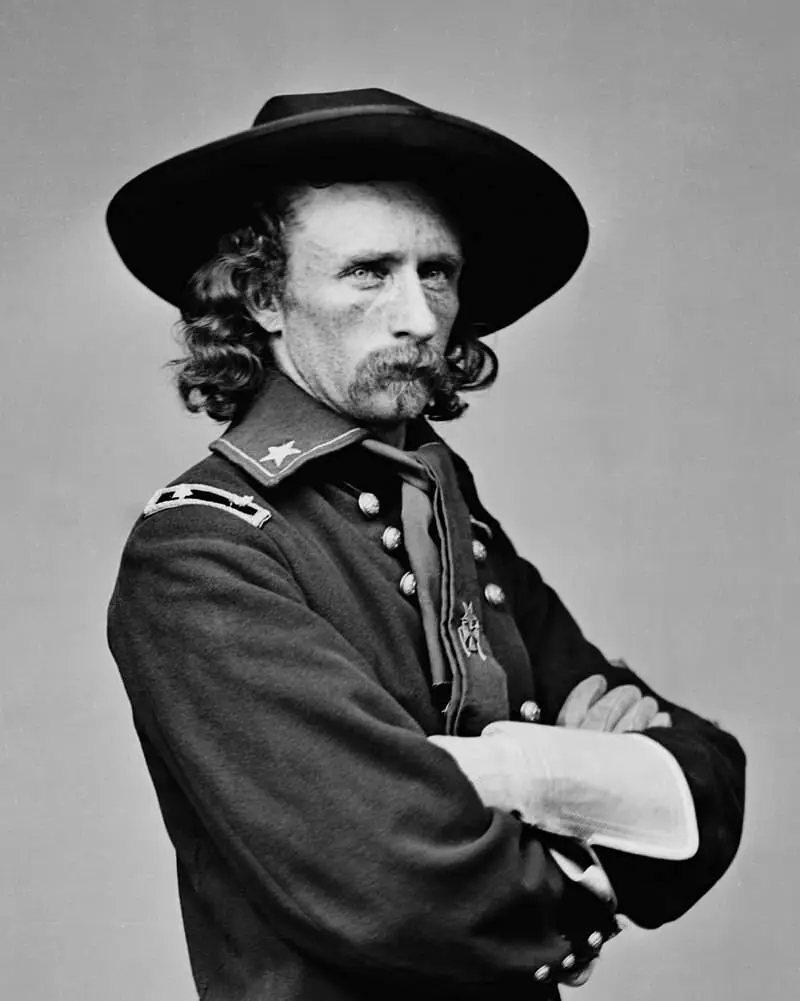 800px-Custer_Bvt_MG_Geo_A_1865_LC-BH831-365-crop.webp
