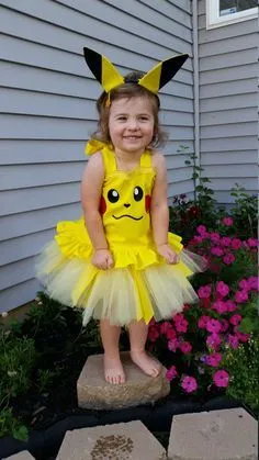 86be33c222cc18bb0301ace944c3bcff--pikachu-costume-pokemon-costumes.webp
