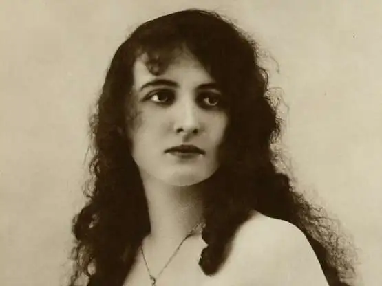 Agnes Souret first miss france 1928.webp