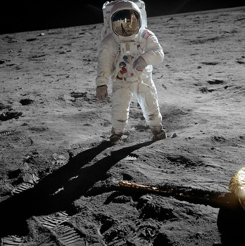 Aldrin_Apollo_11_original.webp