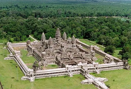 angkor_wat_aerial.webp