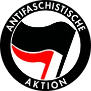 Antifaschistische_Aktion_(mit_Schwarzer_und_Roter_Fahne).svg.webp