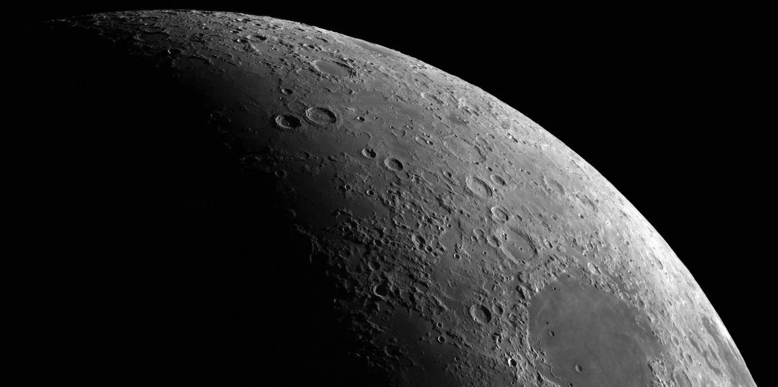 APX-D152Lun.c.jpg