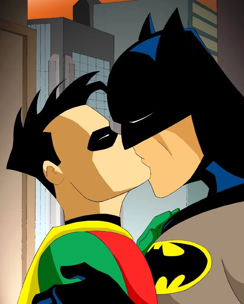 batman-kiss.webp