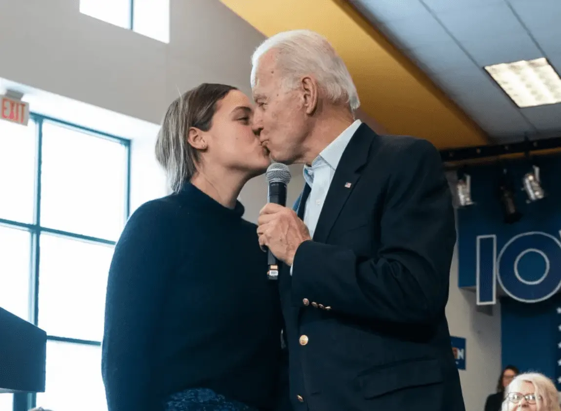 Bidenkissesdaughterlips.png