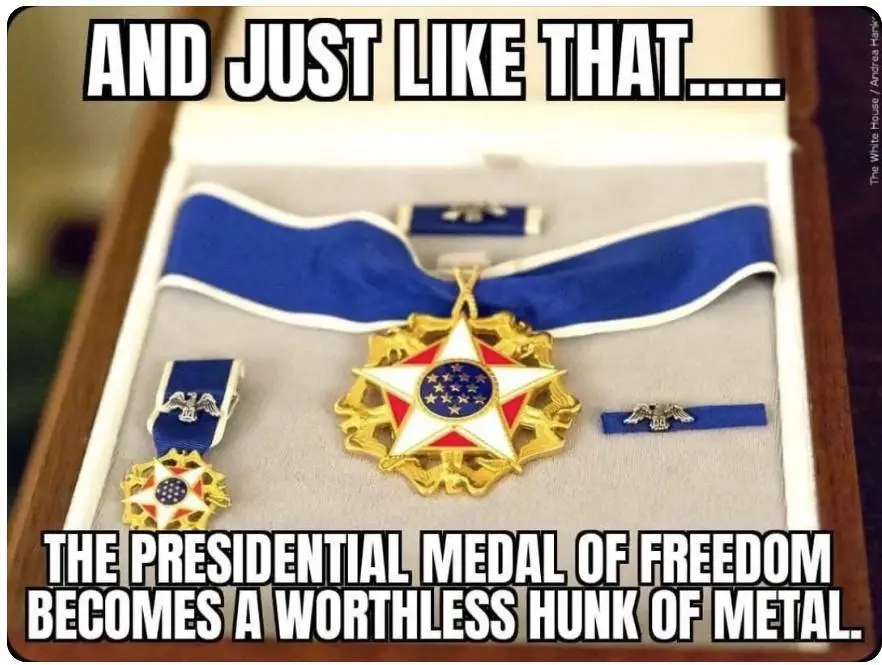 bidenmedalytjhtdhjdh.webp