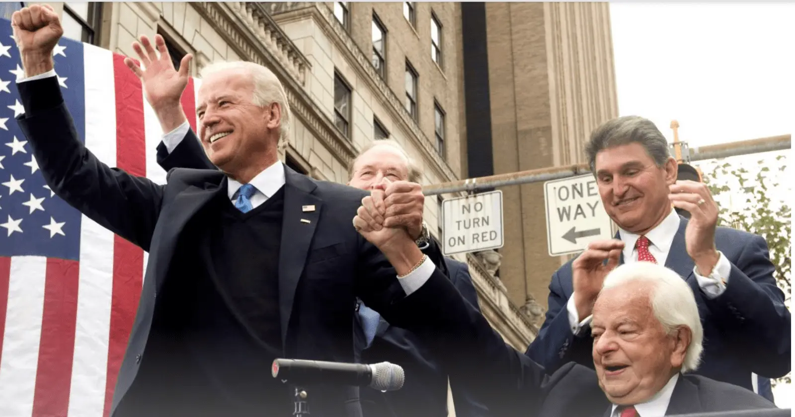 BidenshakingByrd.webp