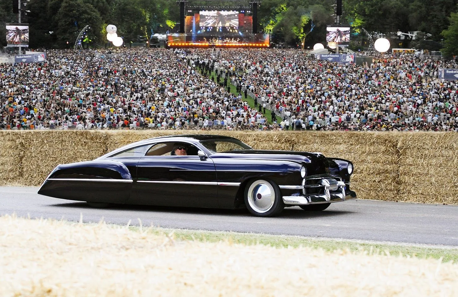 Billy-Gibbons-With-His-49-Cad-Cadzilla (1).webp