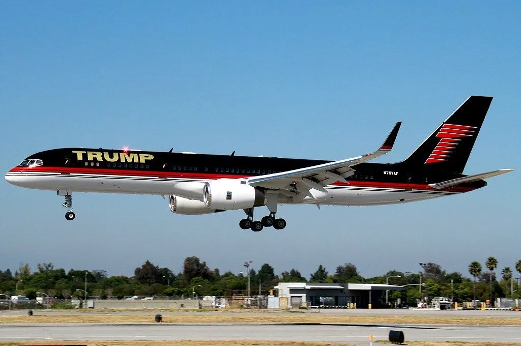 Boeing-757-Owner-Donald-Trump.webp