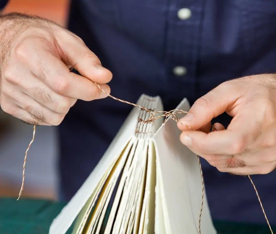 bookbinding methods.webp