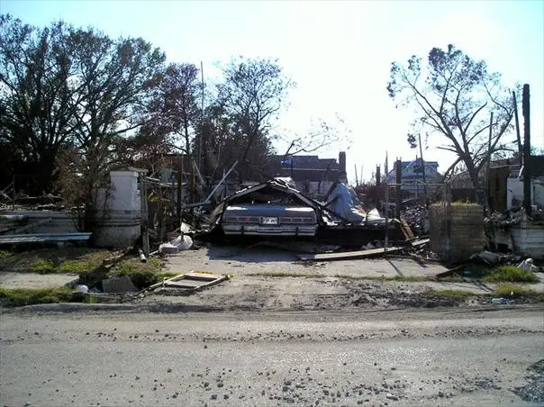 car uptown.webp
