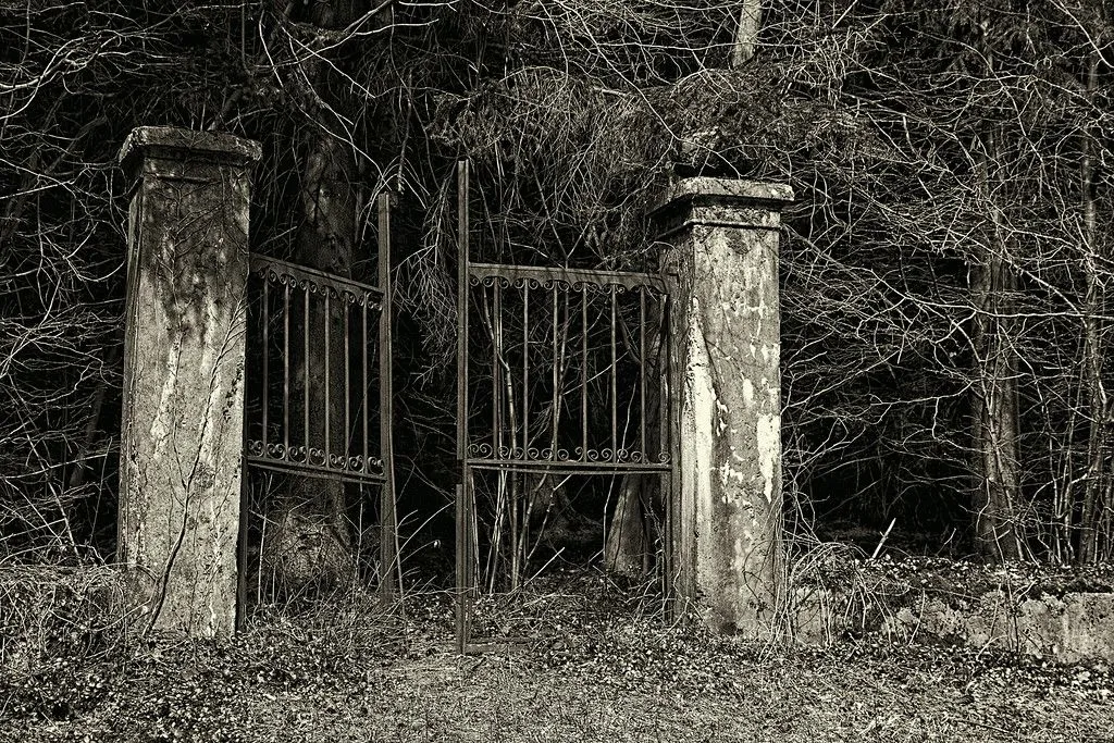Cemetery Gate-13-Edit-Edit-XL.webp
