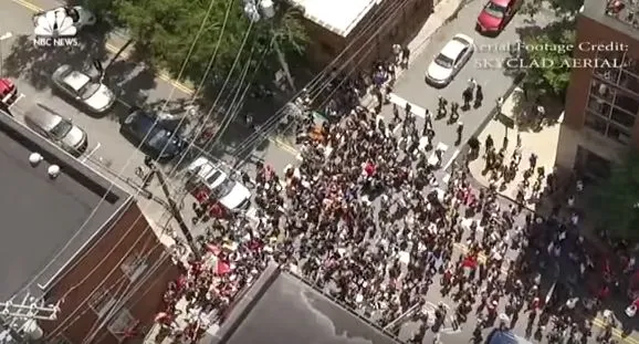 charlottesville mob1.webp