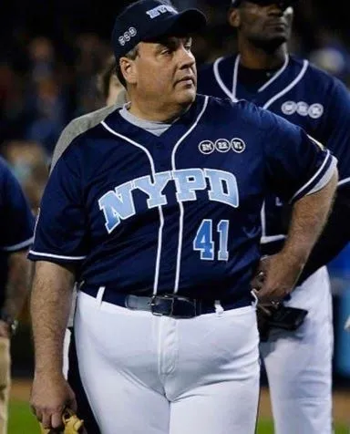 christie cameltoe.webp