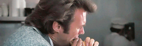 clint-hot-dogsdfcgvbh.gif
