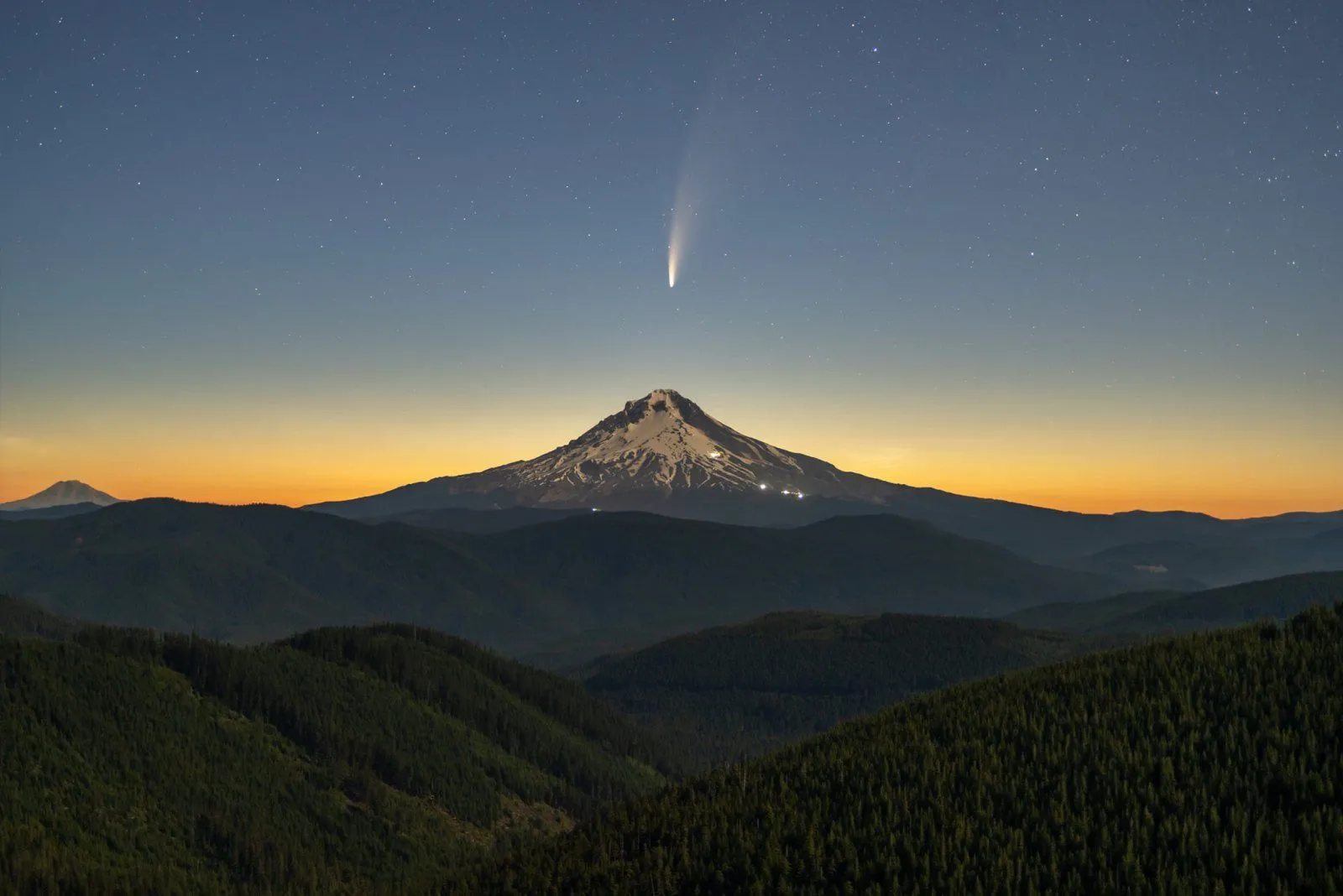 COMET.webp