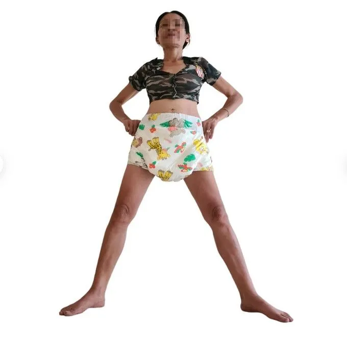 diapers adult.webp
