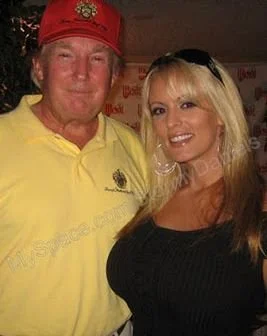 donald-trump-stormy-daniels.webp