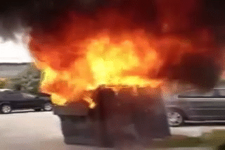 dumpster_fire.gif.5441521aeffc9942a4bbaeeff2d1277f.gif