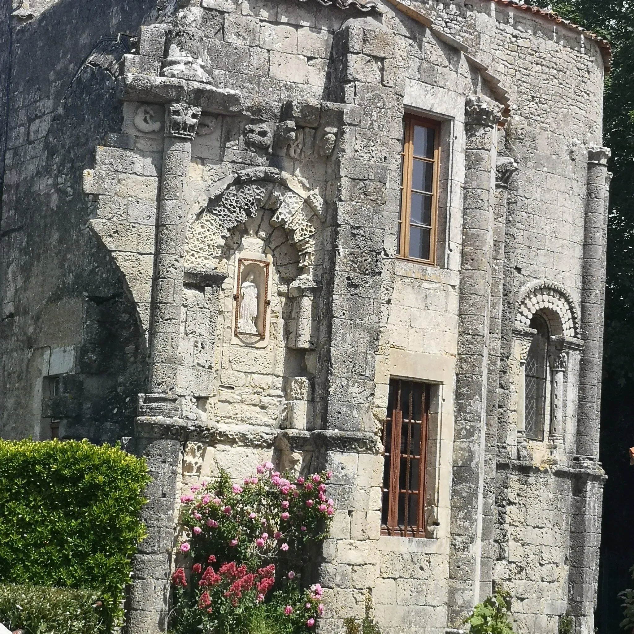 Église de bouhet 17.webp