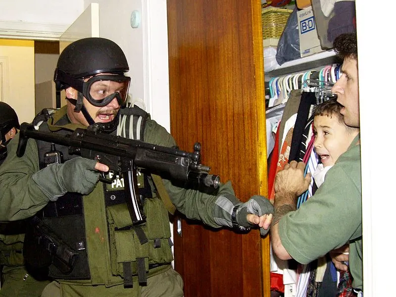 elian-gonzalez-01-800.webp