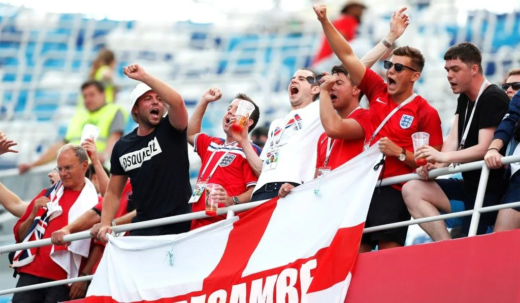 england-fans-world-cup-2.webp