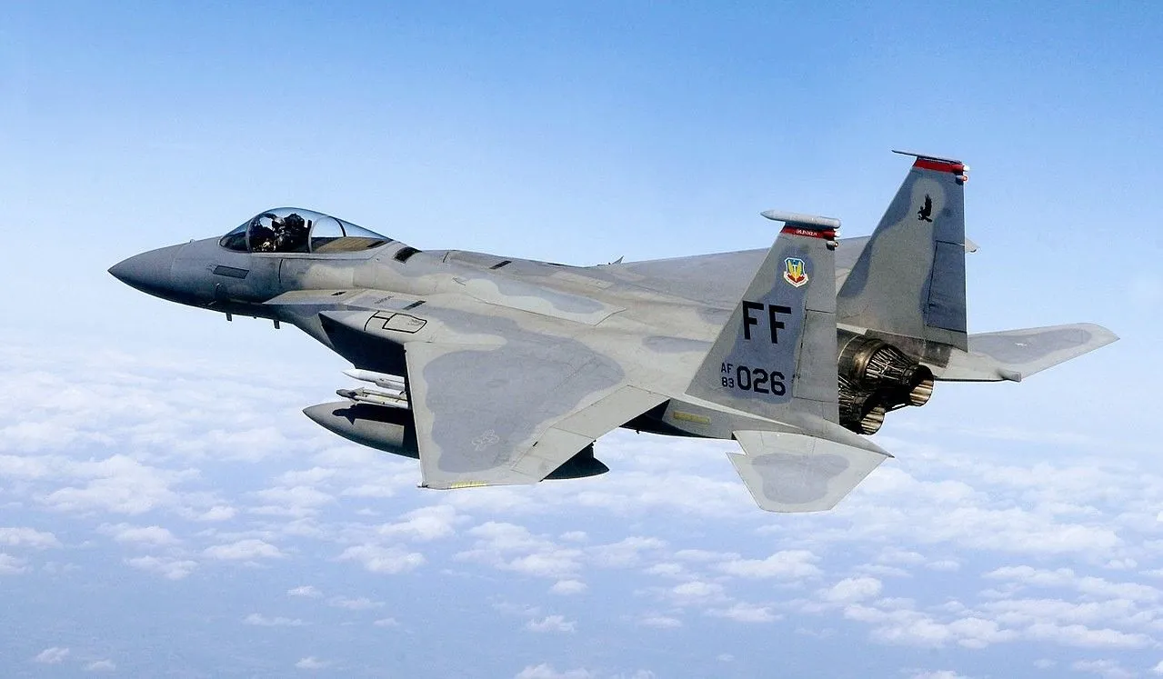 f15eagle.jpg