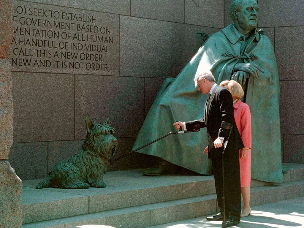 fdr-memorial-president-clinton.webp