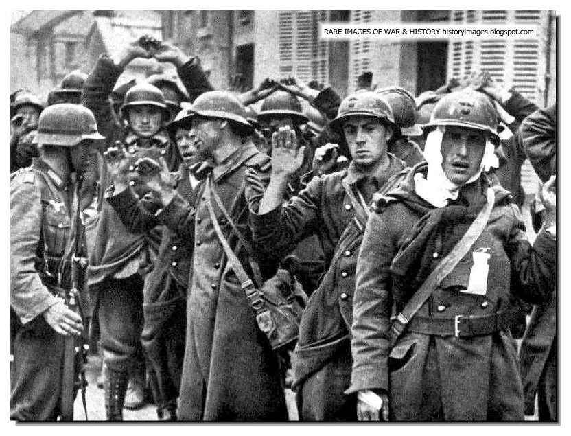 french-soldiers-surrender-1940.webp
