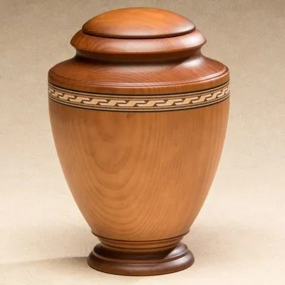 gallantry_wood_cremation_urn__41802.1420504279.500.659.webp