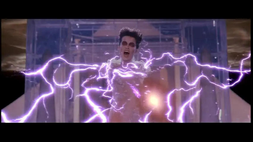 Gozer-Fires-lightning-at-the-Ghostbusters.webp
