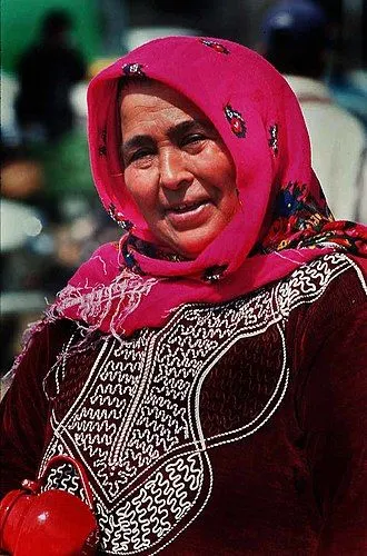 hajib Woman_in_Tunisia.webp