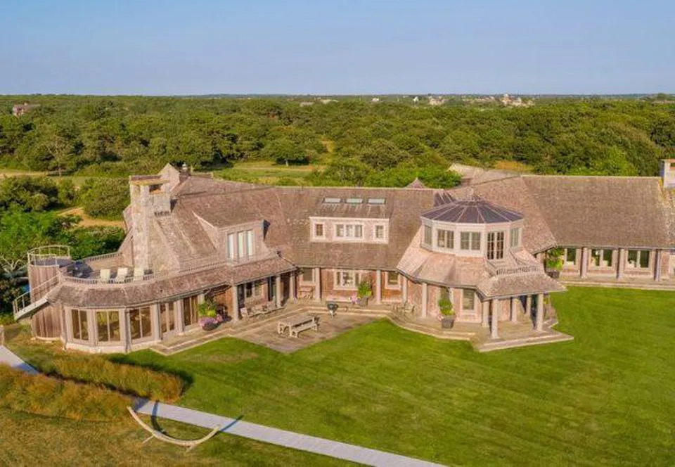 https___blogs-images.forbes.com_kathleenhowley_files_2019_09_back-porch-e1567364456956.jpg