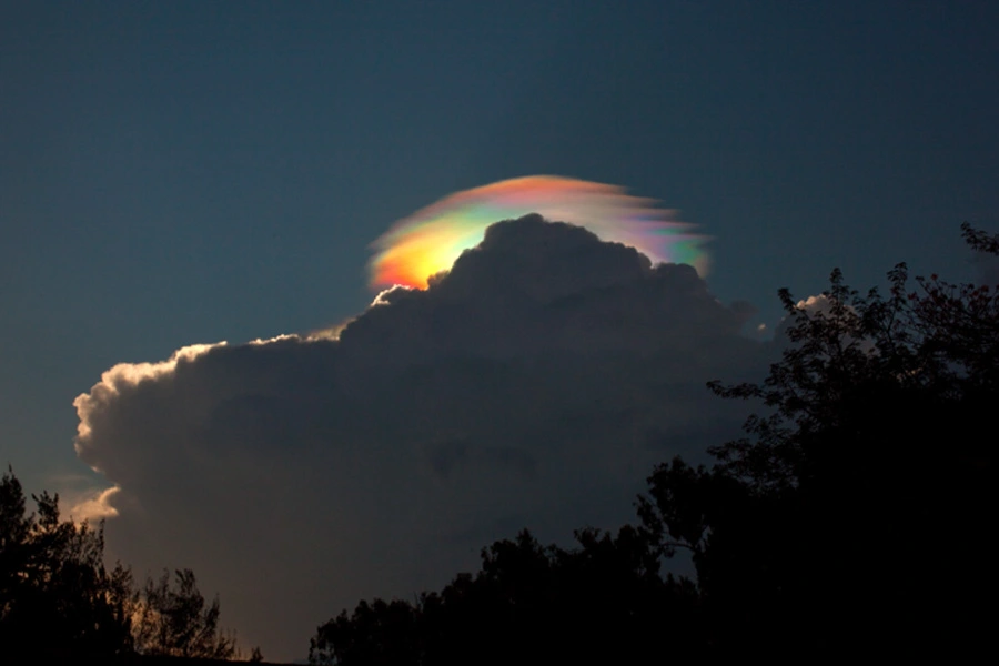 iridescent_havens_900.webp