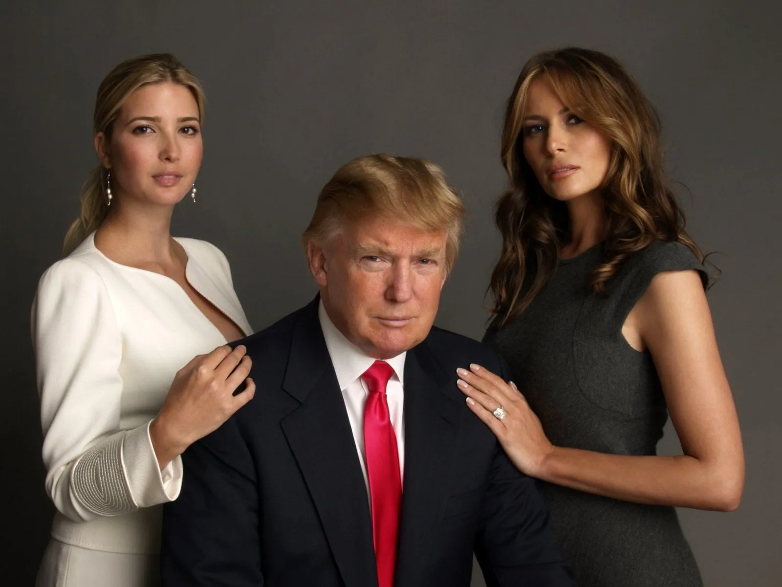 Ivanka-Trump-Donald-Trump-Melania-Trump.webp