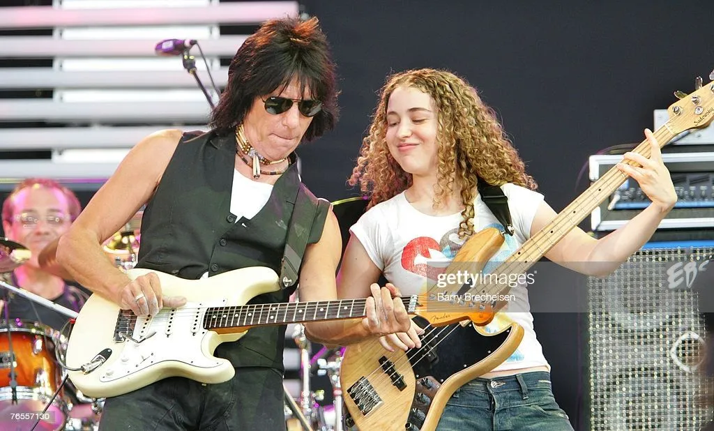 jeff-beck-and-tal-wilkenfeld-perform-at-eric-claptons-crossroads-picture-id76557130.webp