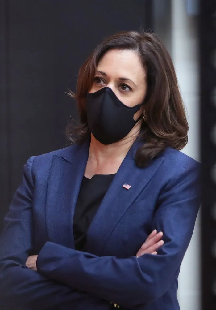 kamala-harris-face-mask-289533-1602204711228-image.700x0c.webp