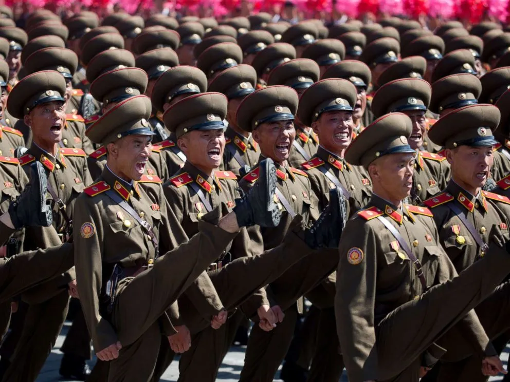 kim-jon-un-military-parade-5-ap-jt-180909_hpMain_4x3_992.webp