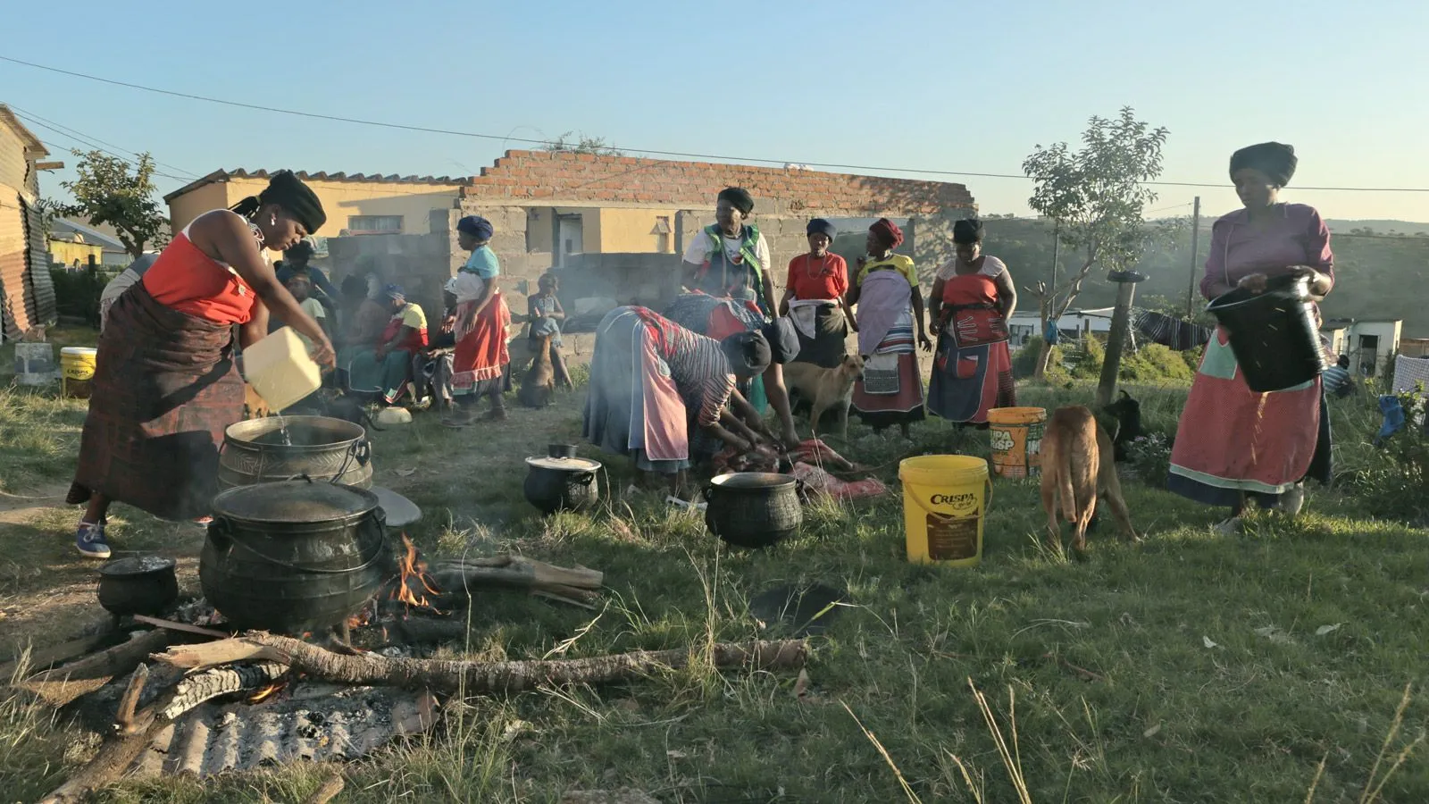 Kraal-cooking-xhosa.jpg