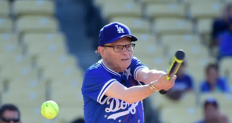 Larry-King.webp