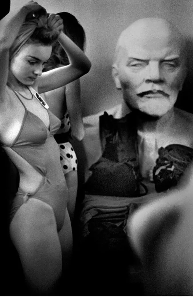 Lenin_na_pervom_konkurse_krasoty_v_SSSR_1988.webp
