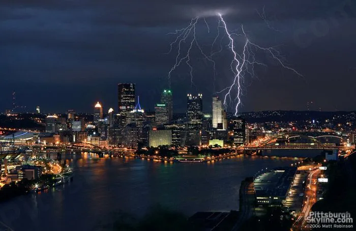 lightning_06.19.06_pittsburghskyline.webp