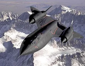 Lockheed_SR-71_Blackbird.webp