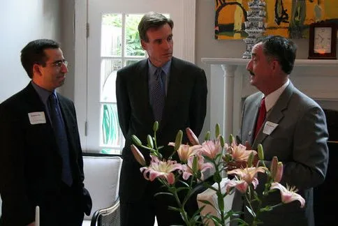 Mark_Warner_and_Ciro_Rodriguez_at_ActBlue_DC_Fundraiser_(170505792).webp