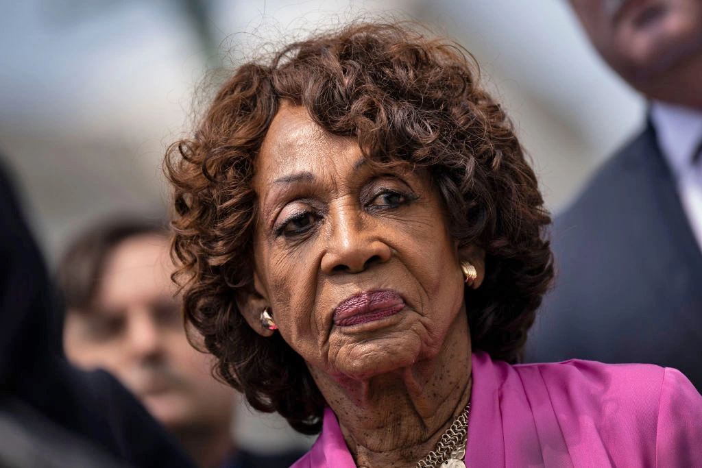 maxine-waters-old.webp