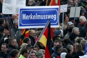 merkel_muss_weg_reuters.webp