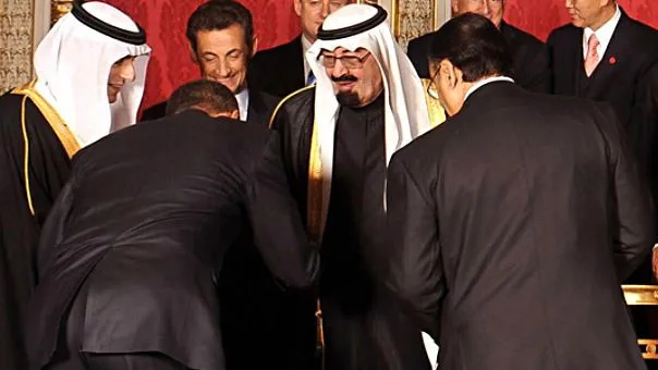 obama-bowing-to-saudi-king.webp
